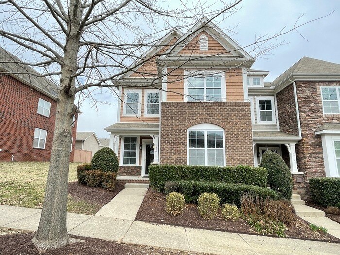 Foto principal - 1076 Riverwood Village Blvd