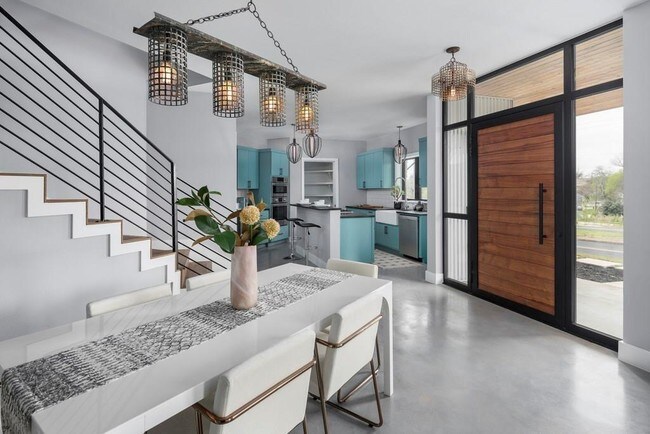 Foto del edificio - 2117 Pershing Dr