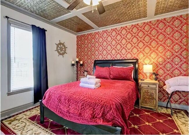 Foto del edificio - LAVISHLY FURNISHED PIRATE-THEMED OFF-SEASO...