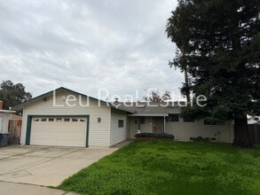 Building Photo - 108 Montrose Ct