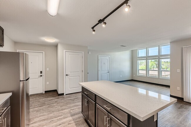 Building Photo - 2-bedroom / 2-bath modern living apartment near Sloan's Lake