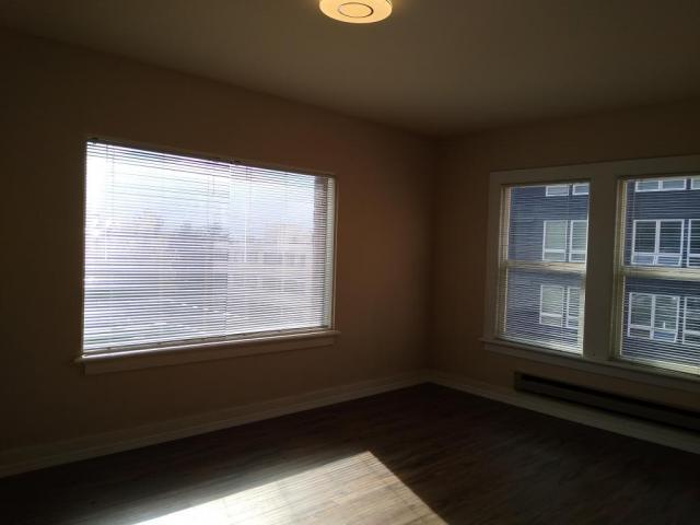 Building Photo - 0 bedroom in Seattle WA 98105