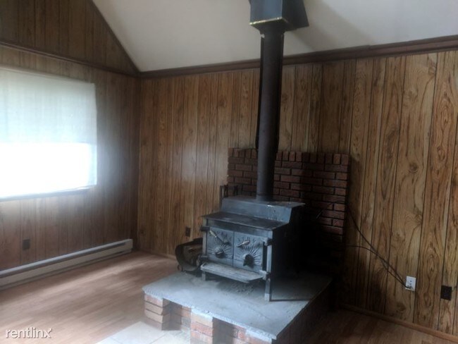 Foto del edificio - 3 br, 1 bath House - 6011 BOARDWALK DRIVE
