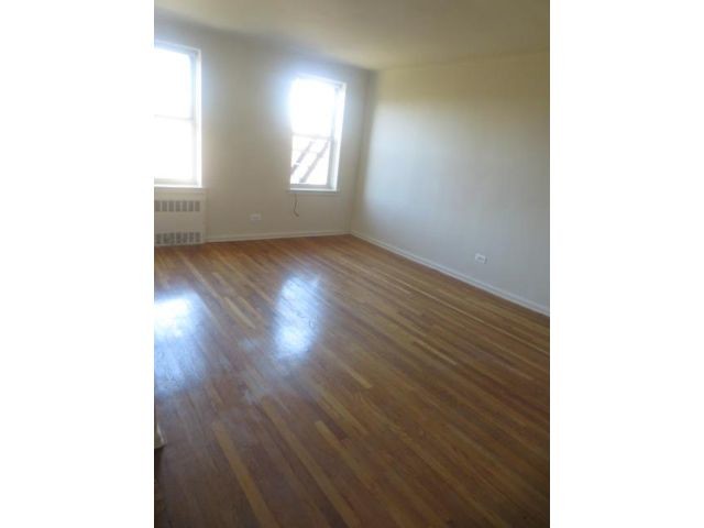 Building Photo - 621 Avenue Z