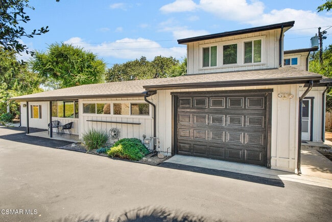 Building Photo - 1160 Alamos Dr