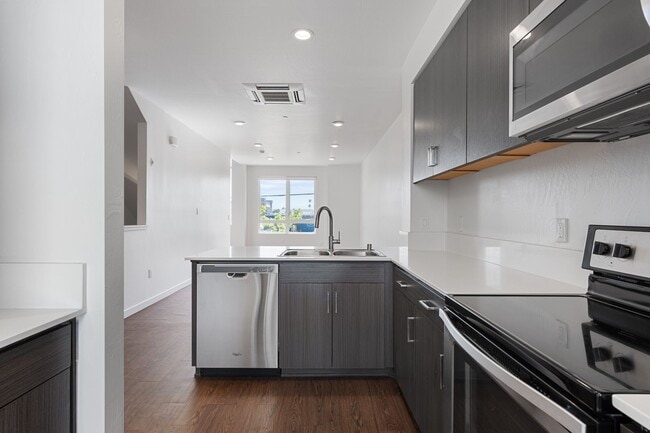 Foto del interior - 17th Place Townhomes