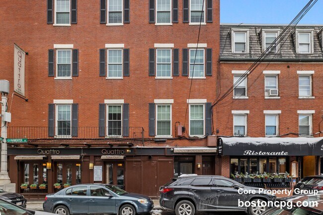 Building Photo - 12 Parmenter St