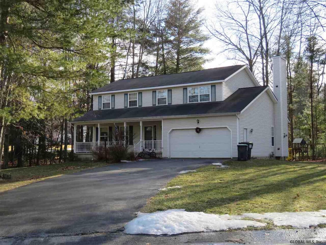 Foto principal - 656 Stark Terrace