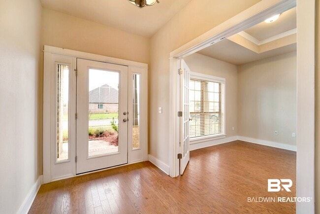 Building Photo - 9879 Volterra Ave