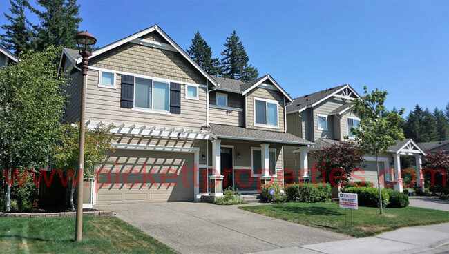 Building Photo - 3 Bedroom home near McCormick Meadows