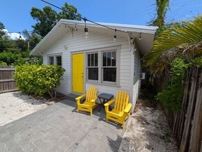 Building Photo - 2562 Loma Linda St