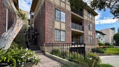 Building Photo - 336 N Louise St