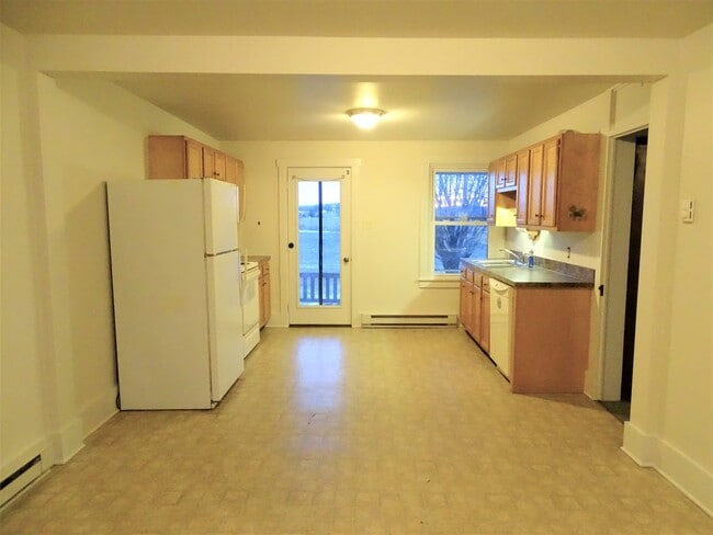 Building Photo - 6 N Peartown Rd