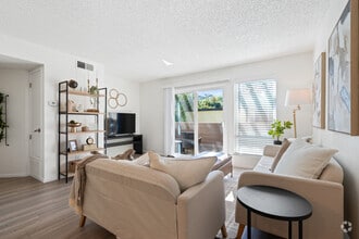Interior Photo - Redwood Tree Apartments