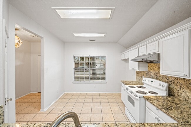 Foto del edificio - 13130 Eldridge Meadow Dr