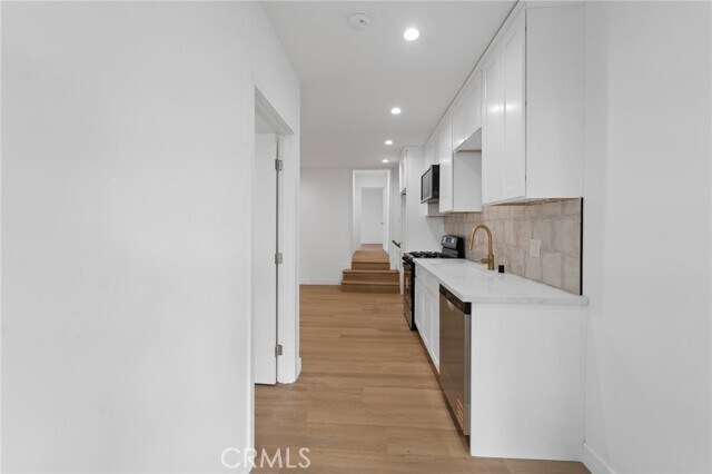 Foto del edificio - 7944 Moorcroft Ave