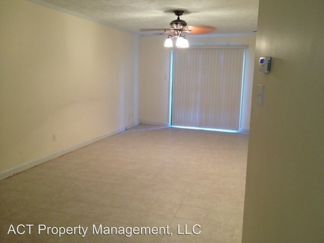 Building Photo - 2 br, 2.5 bath Apartment - 135 Mallards Cove
