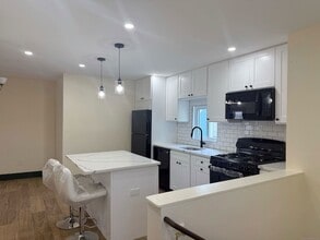 Building Photo - 130 Hubinger St