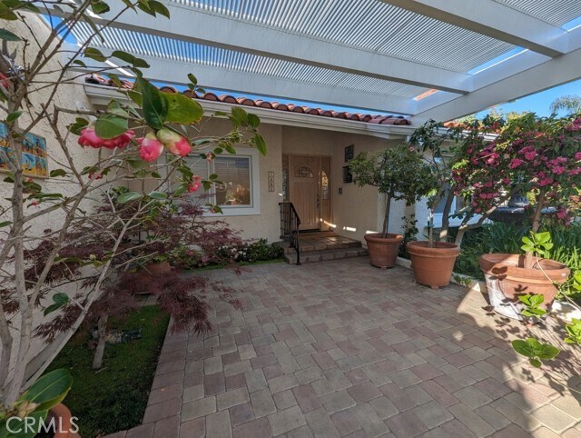 Foto del edificio - 1461 Flinton Ct