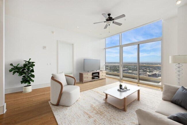 Foto del edificio - 555 E 5th St.