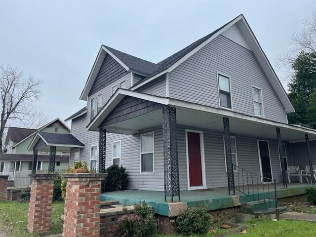 Primary Photo - Fully Renovated Townhome in the Heart of H...