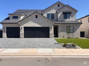 Building Photo - 2947 Alderann St