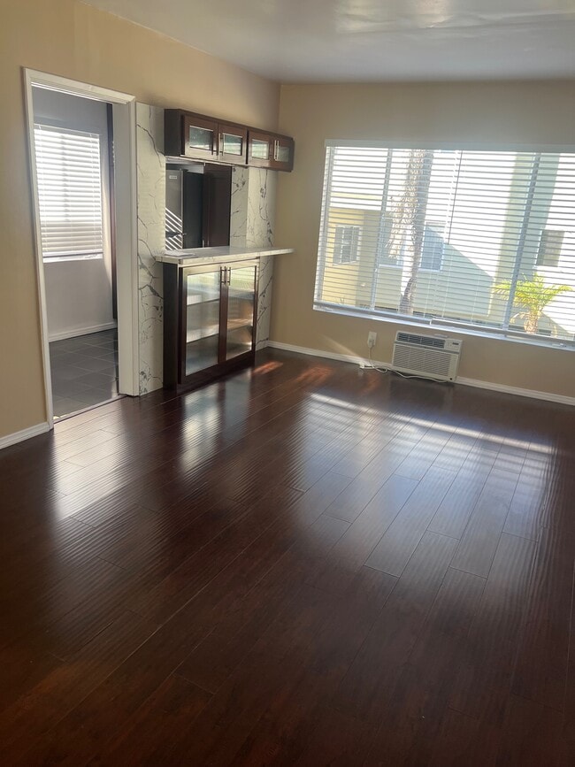 Building Photo - Villa Grace Apartments