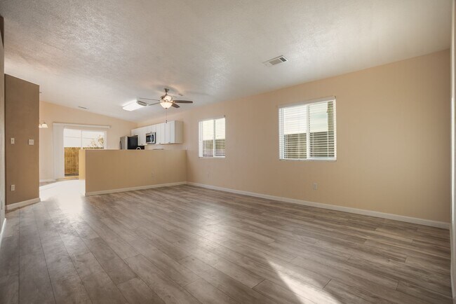 Building Photo - Newly Renovated Three Bedroom Home on The ...