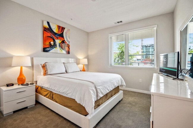 Foto del edificio - 9065 Sydney Ct