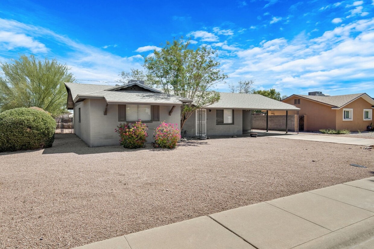 5 Bedroom House Located in Tempe! - 5 Bedroom House Located in Tempe!