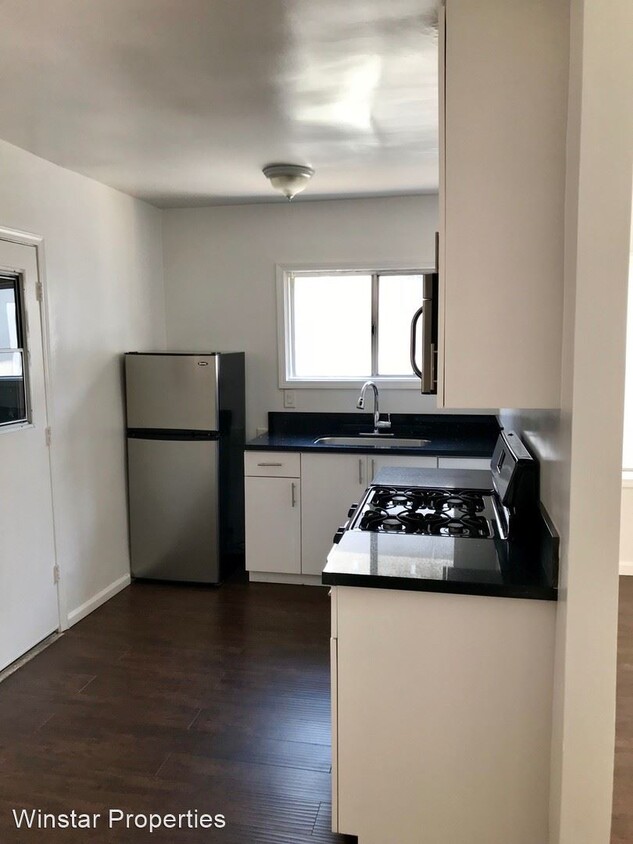 Foto principal - 1203 S Bronson Ave