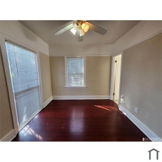 Building Photo - 1481 77th Ave