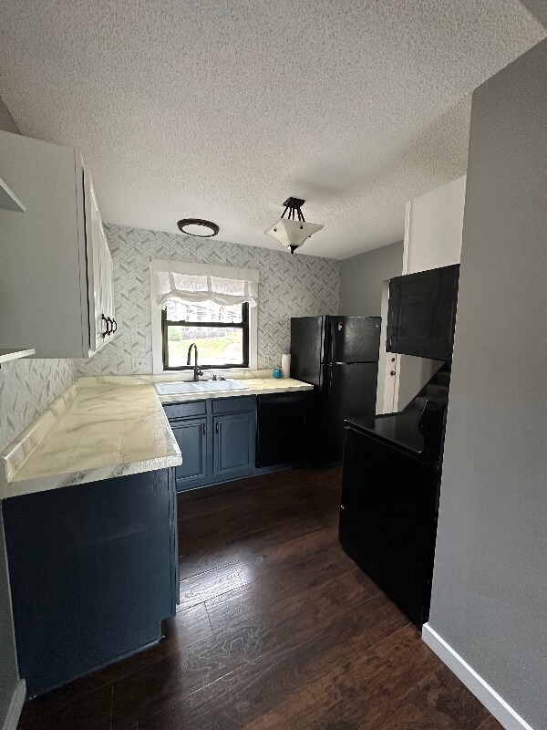 Foto del edificio - 2133 Quail Creek Dr