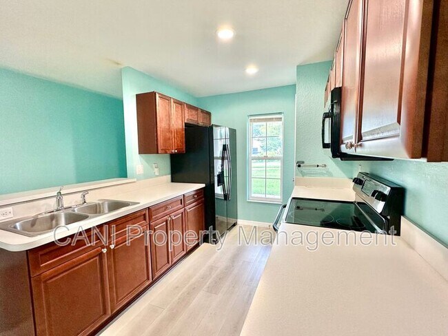 Foto del edificio - 1526 Providence Rd