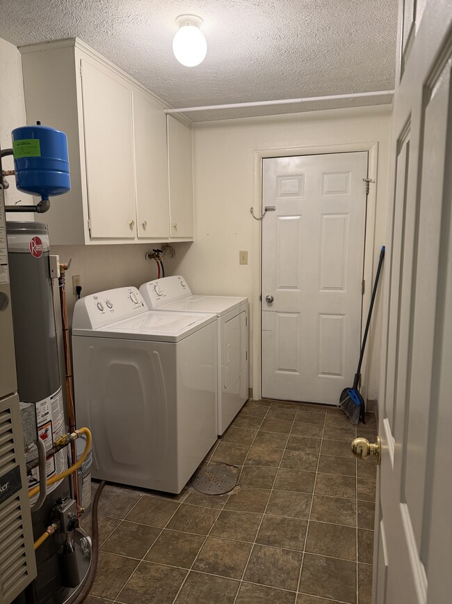 Foto del edificio - 181 Chase St