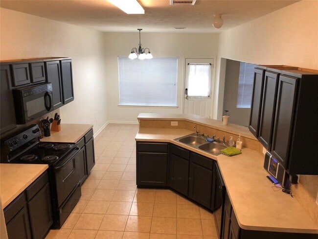 Building Photo - 11118 Northam Dr
