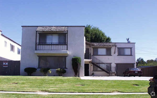 Foto del edificio - 9251 Wheeler Ct