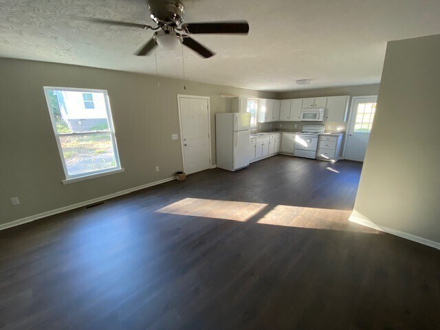 Foto del edificio - 1216A Mill St