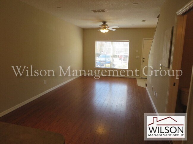 Building Photo - 2 br, 2.5 bath House - 538 Wilton Circle