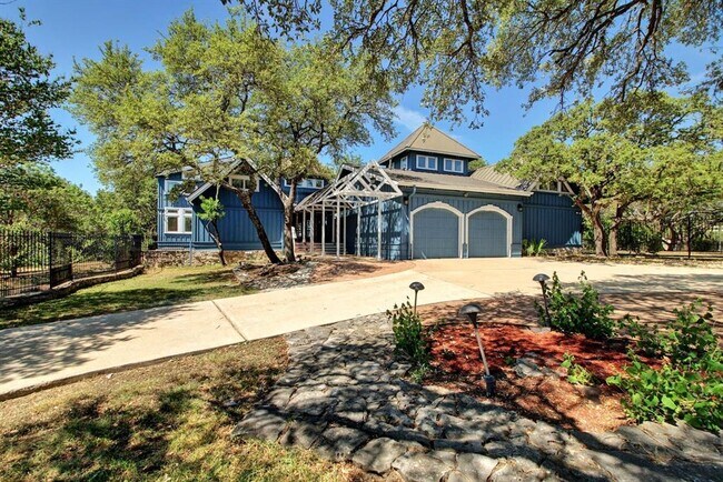 Building Photo - 7813 Texas Plume Rd