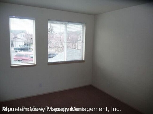 Building Photo - 2720 NE Mesa Ct