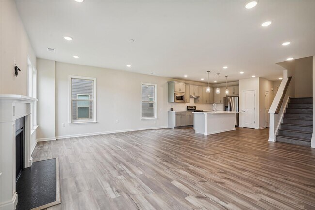 Building Photo - 21812 Hawksbill High Cir