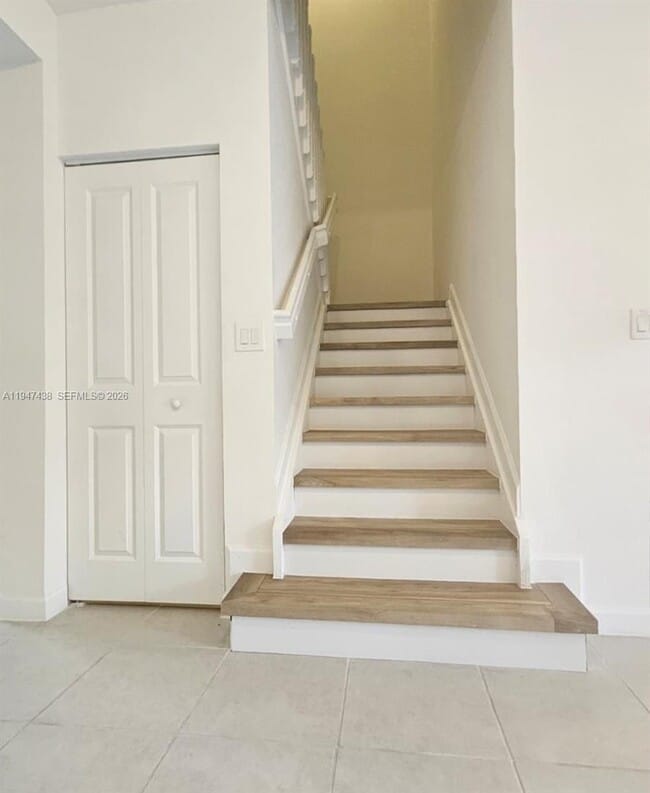 Foto del edificio - 2437 NW 119th St