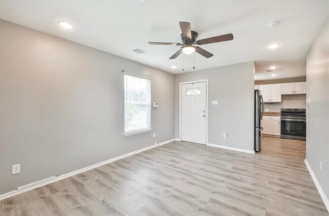 Foto del edificio - 5414 Evelyn St