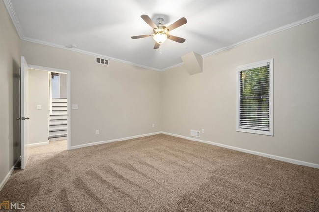 Building Photo - 5213 Willow Mill Dr