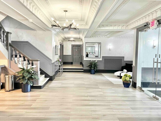 Foto del edificio - 6305 JFK Blvd E