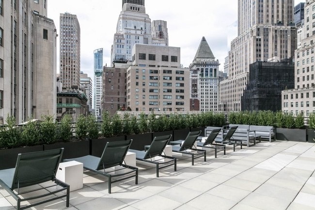 Building Photo - Luxury STUDIO / Wall Street / $2,764