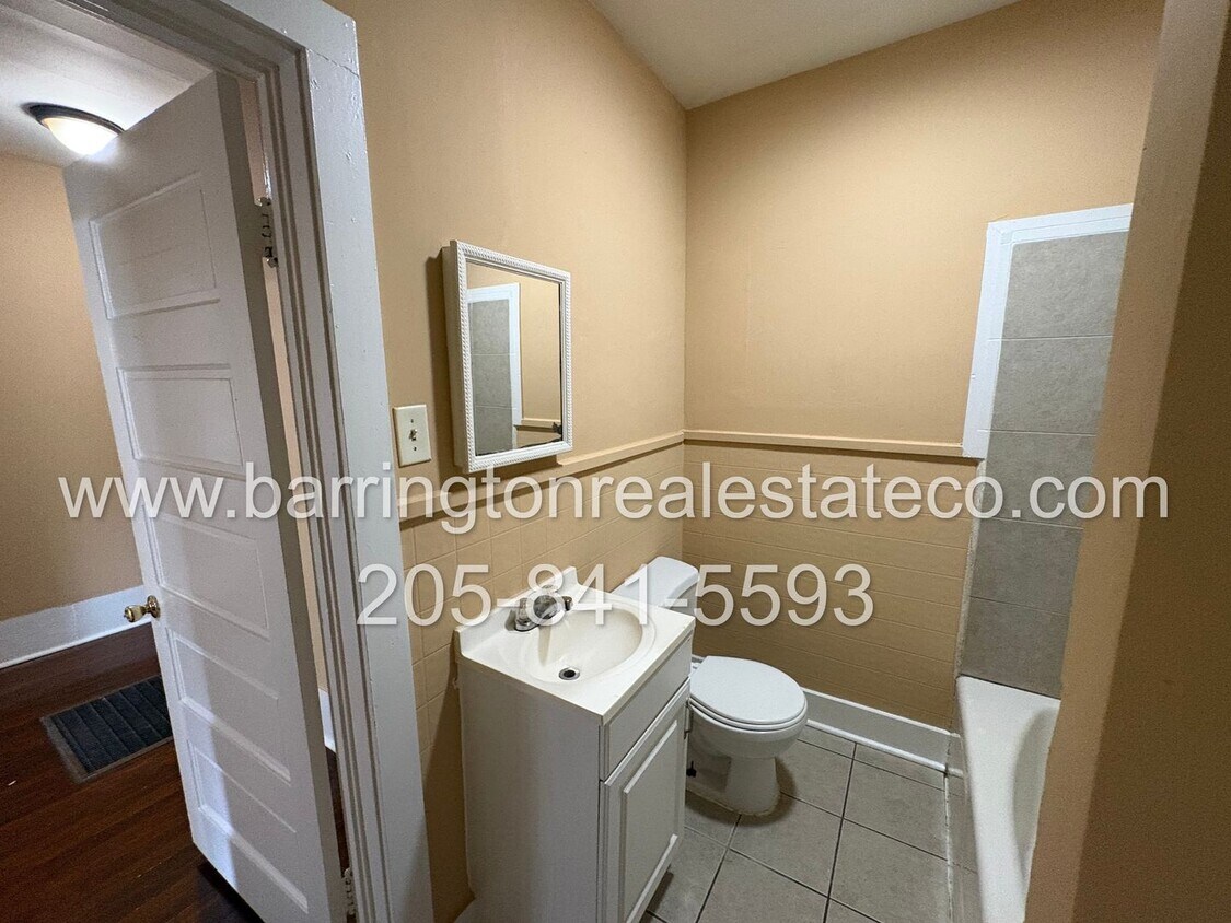 Foto del edificio - 4745 Avenue R