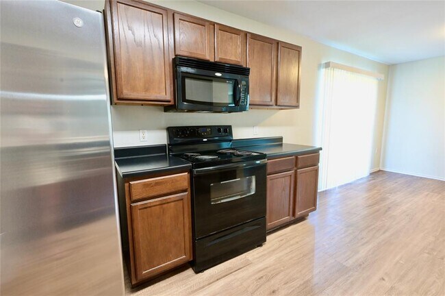 Foto del edificio - 1512 Poppy Seed Ln