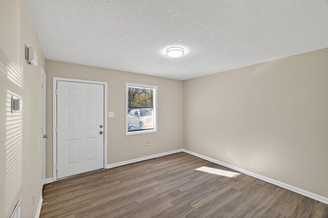 Building Photo - 105 Bay Meadow Ct